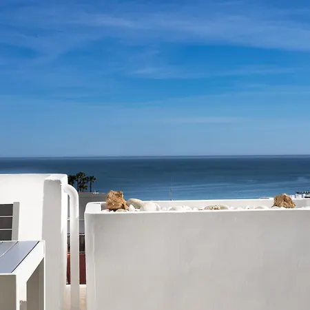 Beachfront - Amazing Ocean View Lagos