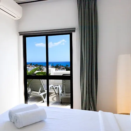 Beachfront - Amazing Ocean View *
